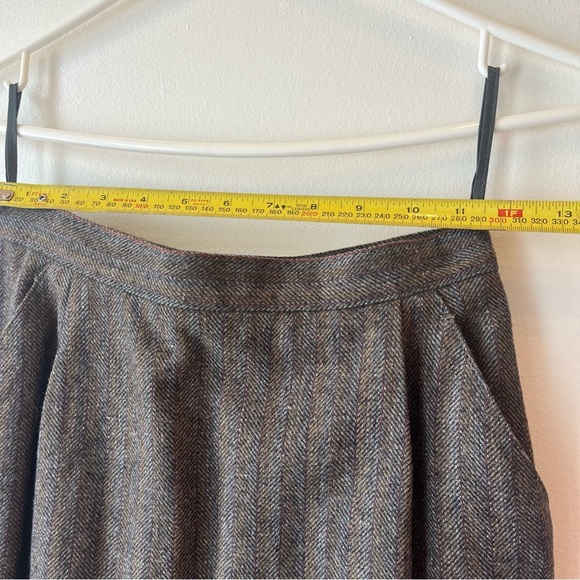 Vintage Dark Academia Herringbone Wool Blazer Skirt Suit Set 7/8 Made in Romania - Picture 12 of 16